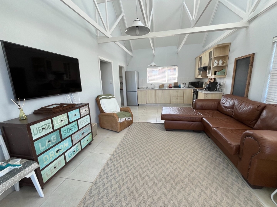 5 Bedroom Property for Sale in Hersham Western Cape